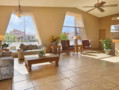 Hotel Super 8 By Wyndham Tempe/asu/airport Tempe